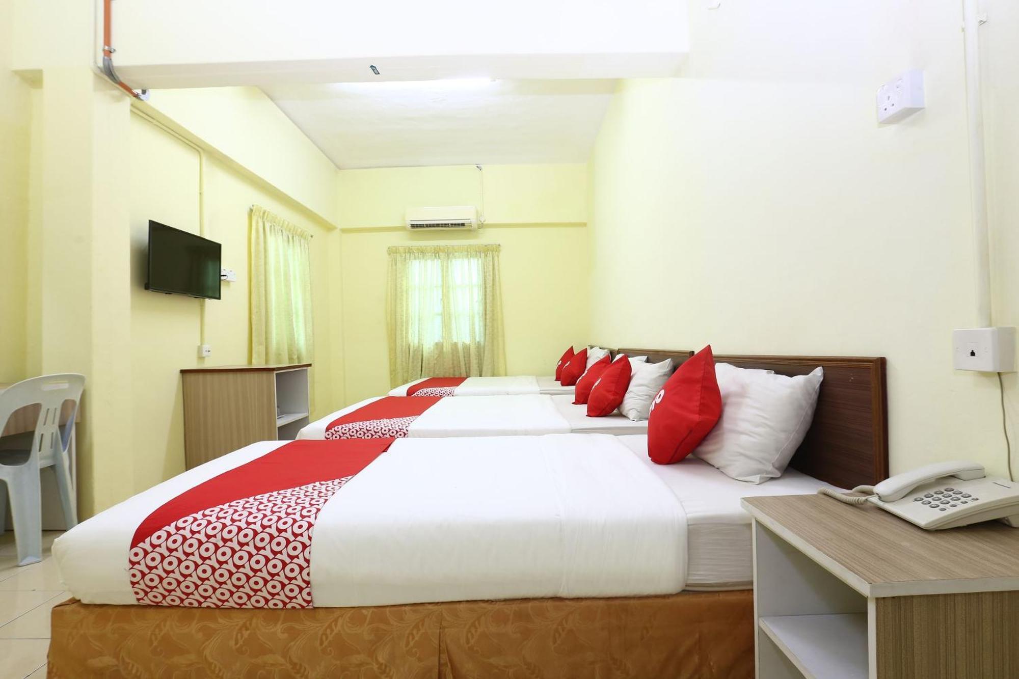 Super Oyo 89651 Harmoni Hotel Kota Bharu Exterior photo
