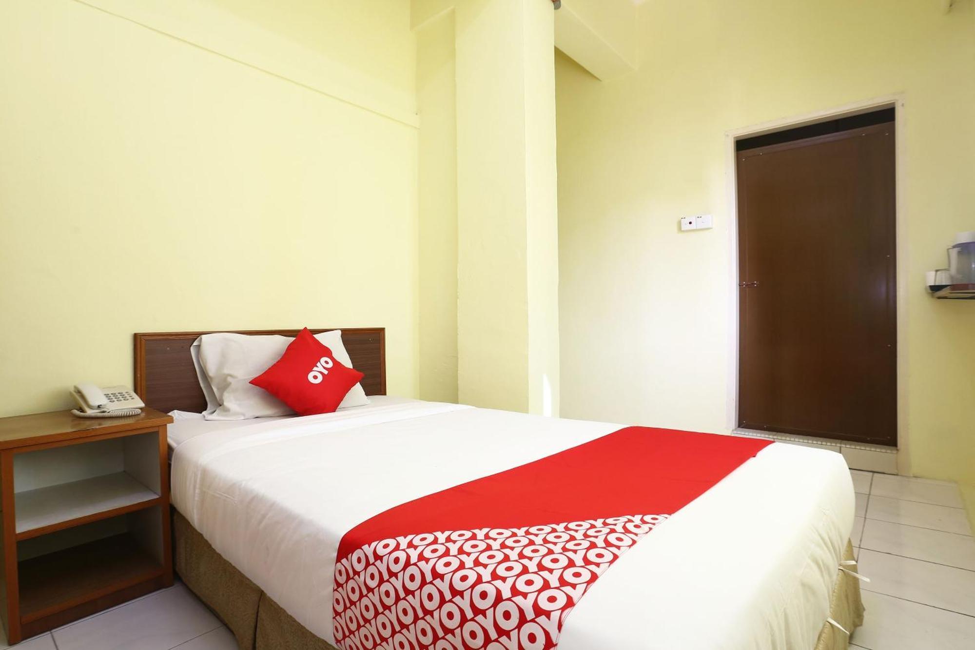 Super Oyo 89651 Harmoni Hotel Kota Bharu Exterior photo