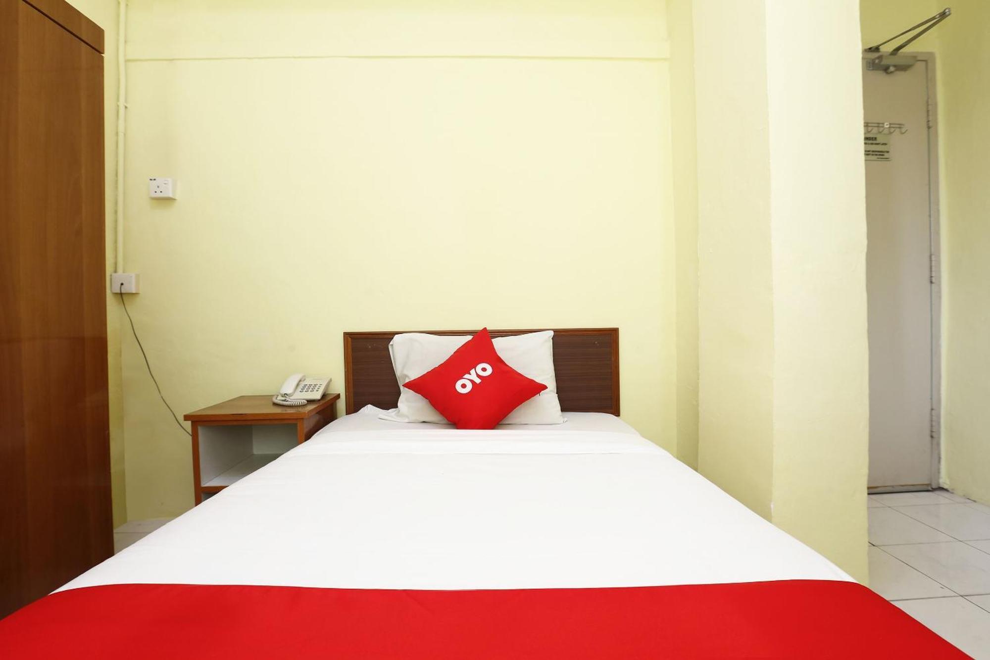 Super Oyo 89651 Harmoni Hotel Kota Bharu Exterior photo